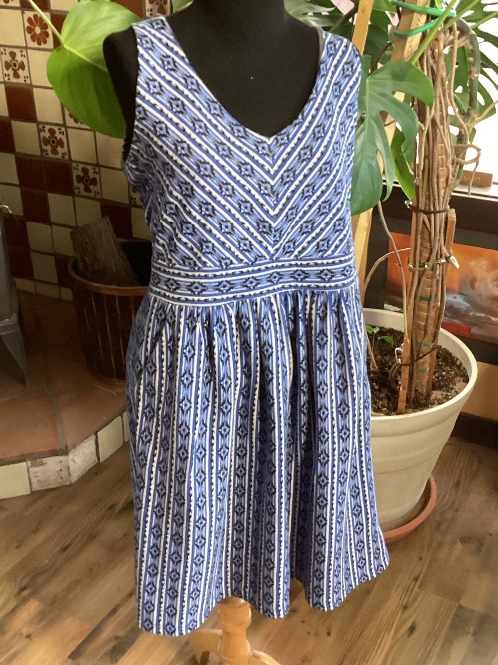 Anthropologie- Maeve Blue Patterned Sleeveless Fit-and-Flare Dress